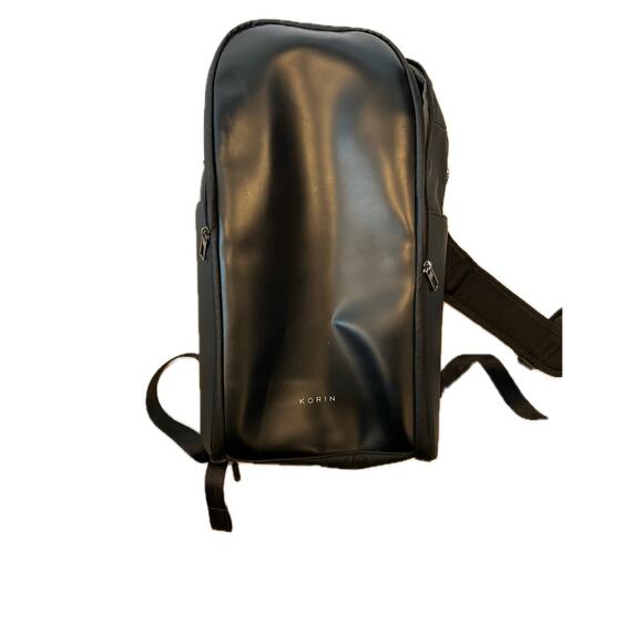 Korin FlipPack Pro Backpack - Picture 1 of 8